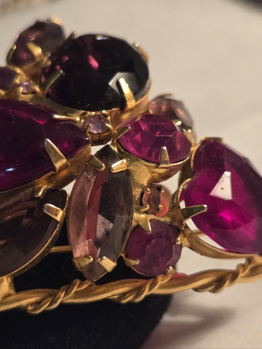 Vintage 1950s-60s Multicolor Statement Brooch Pin Gold Tone Faceted Glass Stones - Picture 4 of 14
